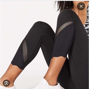 Lululemon Wunder Under Scallop Crop (special edition)